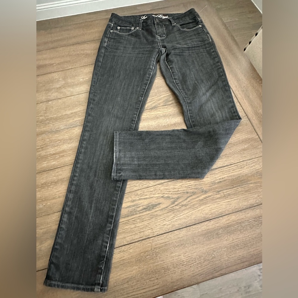 American Eagle straight leg jeans size 6